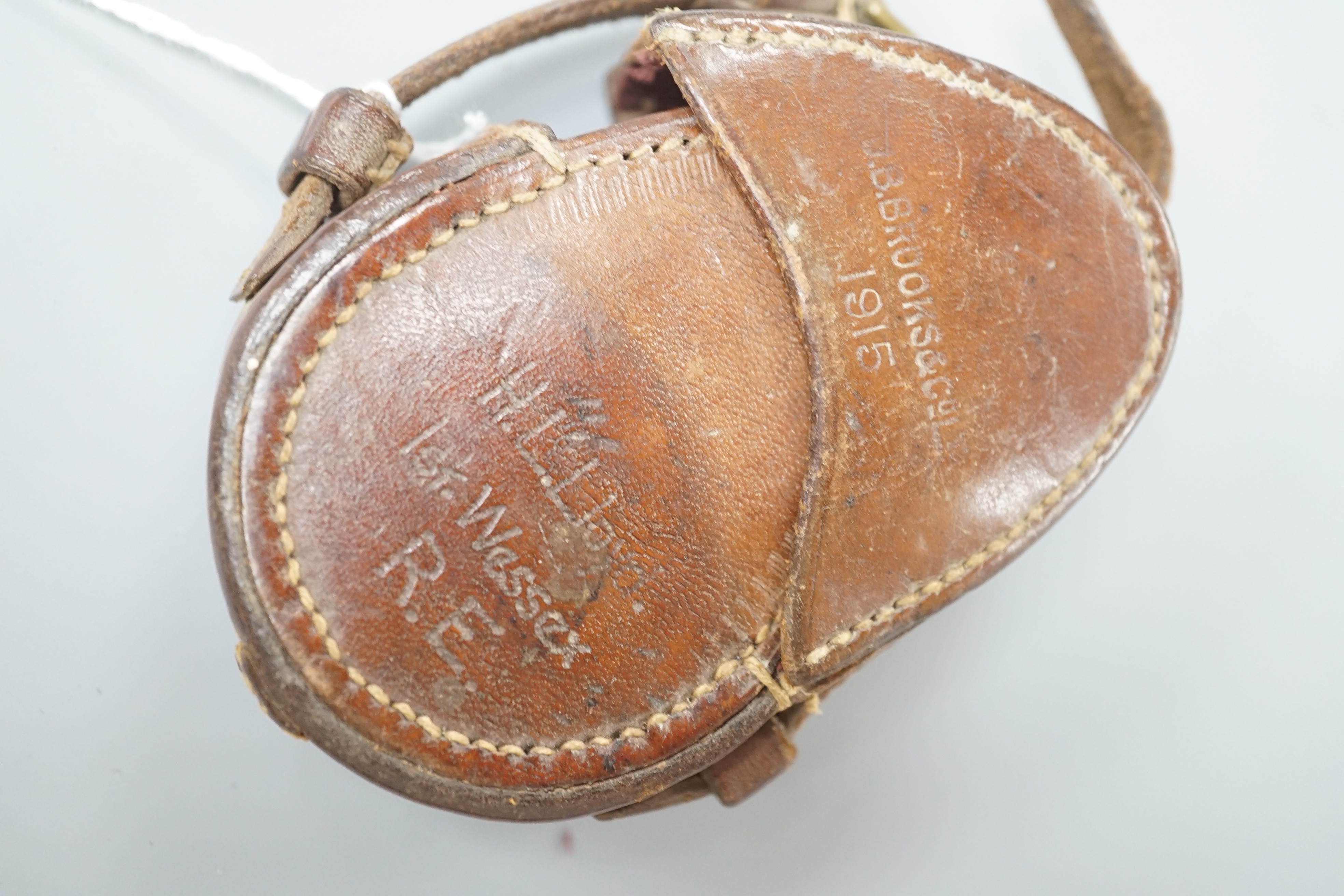 A WWI compass by T. wheeler London 1918, cased